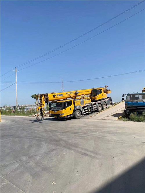 马尔康市吊车作业时，可能会产生哪些额外收费项目？